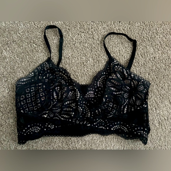 Victoria’s Secret Black Lacy Bralette, size M - Picture 1 of 2